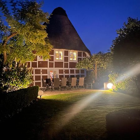 Altes Landhaus Oste, Klavier Appartement, 2 Zimmer Mit Kamin Hemmoor Exteriör bild