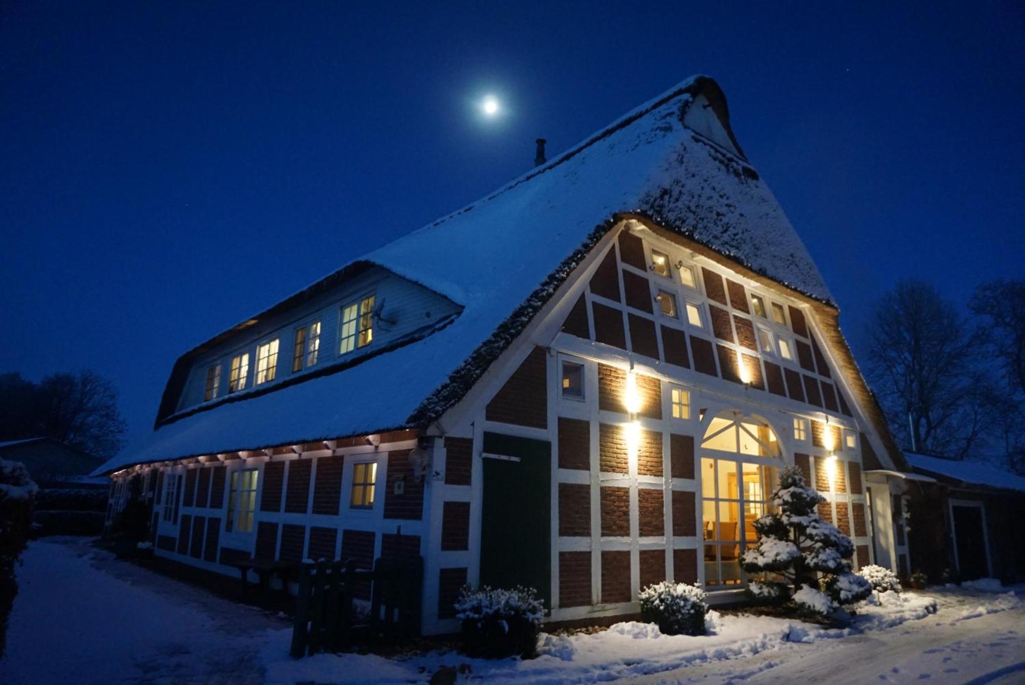 Altes Landhaus Oste, Klavier Appartement, 2 Zimmer Mit Kamin Hemmoor Exteriör bild