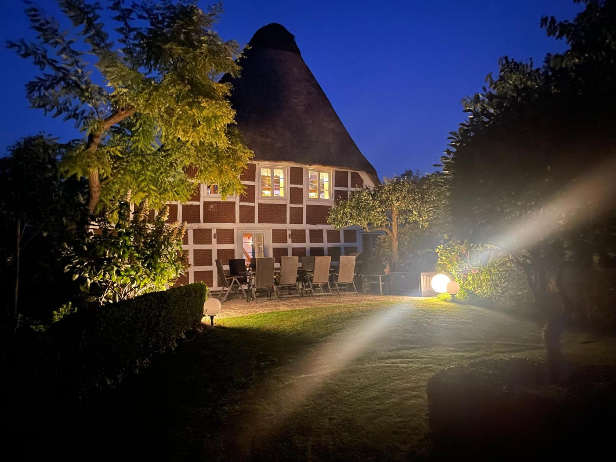 Altes Landhaus Oste, Klavier Appartement, 2 Zimmer Mit Kamin Hemmoor Exteriör bild